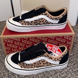 NWT Vans Style 36 DECON SF Leopard